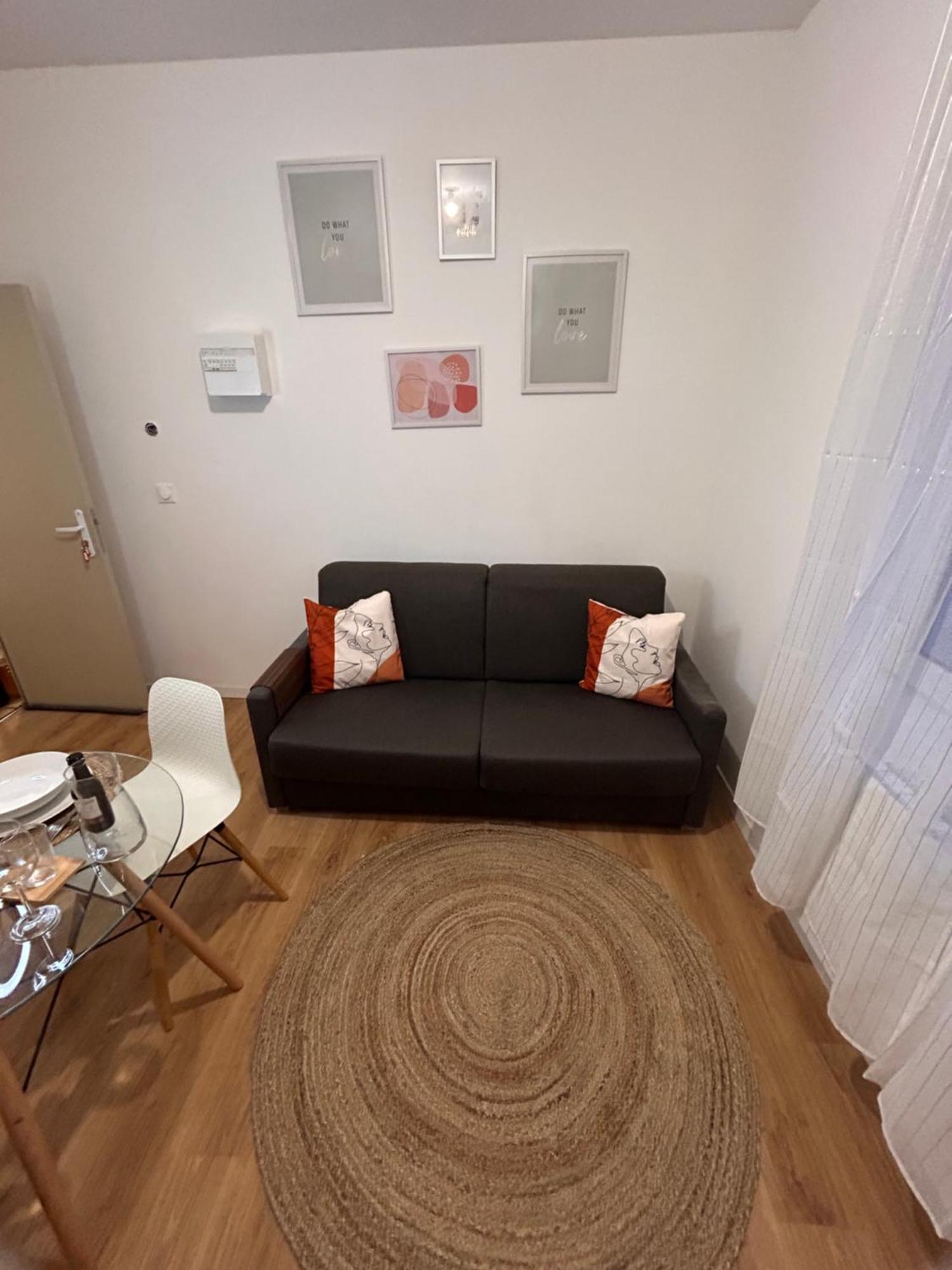 Serenity Stay Saint-Quentin  Extérieur photo